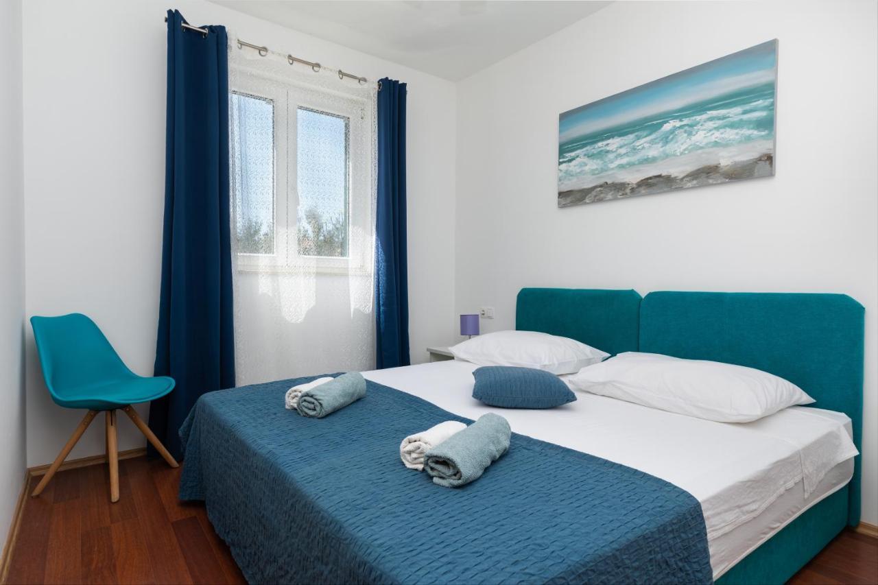 Apartments With A Parking Space Dugi Rat, Omis - 19516 Εξωτερικό φωτογραφία